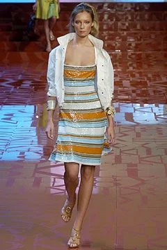 Look 15